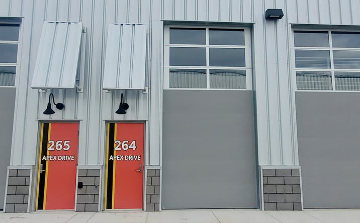 Pictures of Retail, Self Storage, Mixed Use property located at 264 APEX DR, Pontiac, MI 48341 for sales - image #1