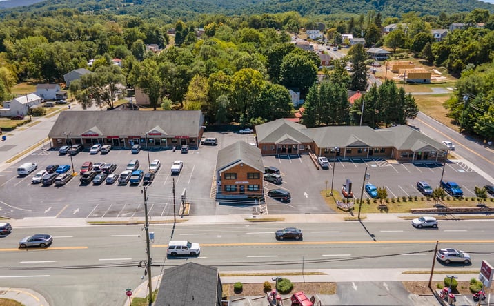 Pictures of Retail, Office, Mixed Use property located at 239 South St, Front Royal, VA 22630 for sales - image #1