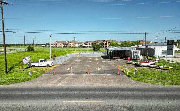 Pictures of Land, Retail property located at 614 Tom Gill Road, Penitas, TX 78576 for sales - image #1