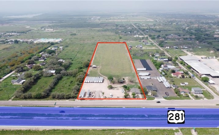 Pictures of Retail, Office, Industrial property located at 8909 N EXPWY 281, Edinburg, TX 78542 for sales - image #1