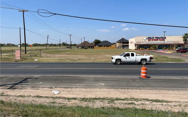 Pictures of Land property located at 1425 W Main Avenue, Alton, TX 78573 for sales - image #1