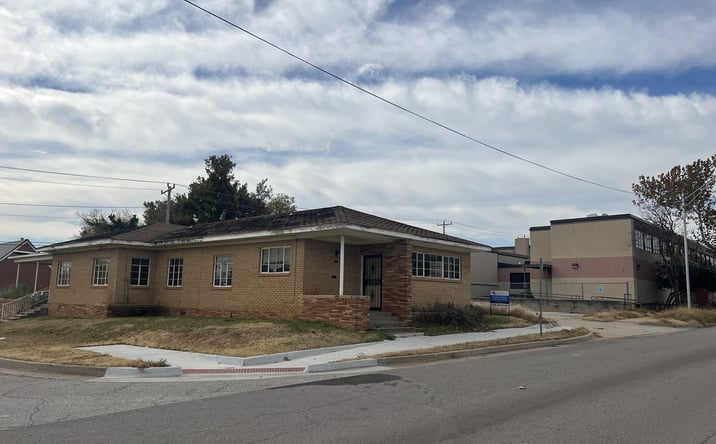 Pictures of Retail, Mixed Use property located at 628 NE 4th St, Oklahoma City, OK 73104 for sales - image #1