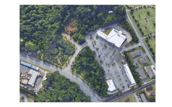 Pictures of Land property located at 4320 Kinnamon Village Lp, Winston-Salem, NC 27103 for sales - image #1