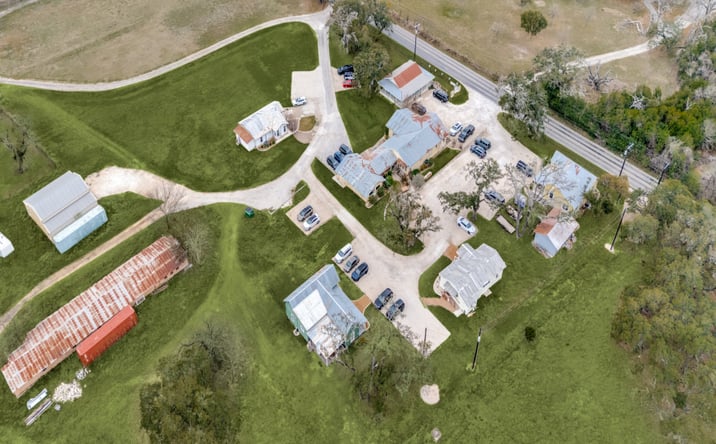 Pictures of Office property located at 1015 N School St, Boerne, TX 78006 for sales - image #1