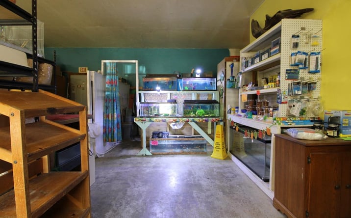 Pictures of Business for Sale, Retail property located at 245 E Toto Road, Knox, IN 46534 for sales - image #1