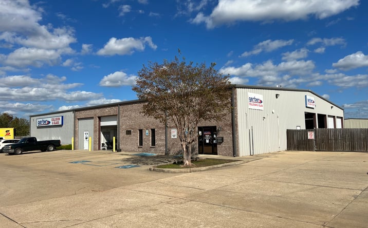 Pictures of Retail property located at 3319 E Texas St, Bossier City, LA 71111 for sales - image #1