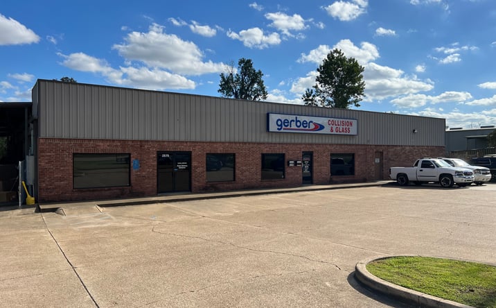 Pictures of Retail property located at 2575 E 70th St, Shreveport, LA 71105 for sales - image #1