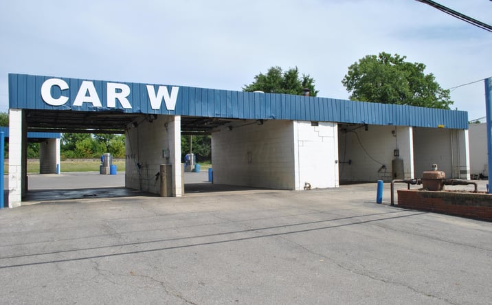 Pictures of Mixed Use, Retail, Office, Special Purpose property located at 4686 Indianola Avenue, Columbus, OH 43214 for sales - image #1