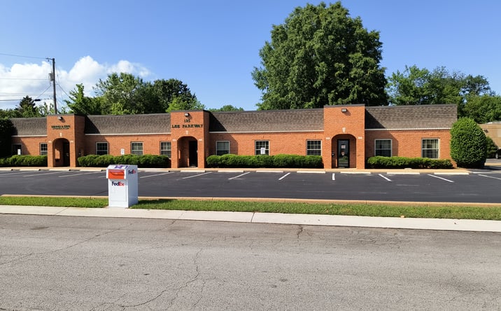 Pictures of Office property located at 125 Lee Pkwy Dr, Chattanooga, TN 37421 for sales - image #1