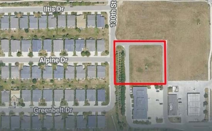 Pictures of Land property located at 4462 128th St, Urbandale, IA 50323 for sales - image #1