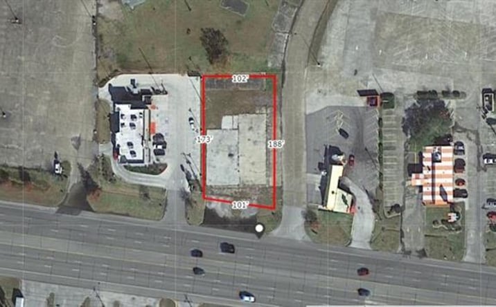Pictures of Land property located at 2500 & 2510 Macarthur Drive, Orange, TX 77630 for sales - image #1