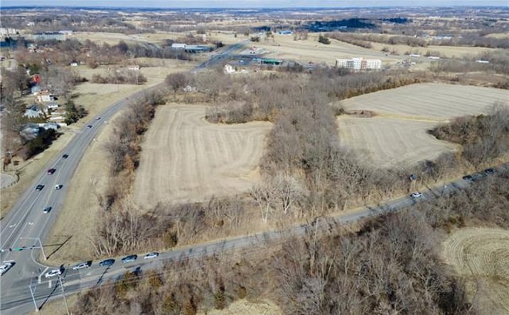 Pictures of Land property located at 4301 N 169 Highway, St Joseph, MO 64506 for sales - image #1
