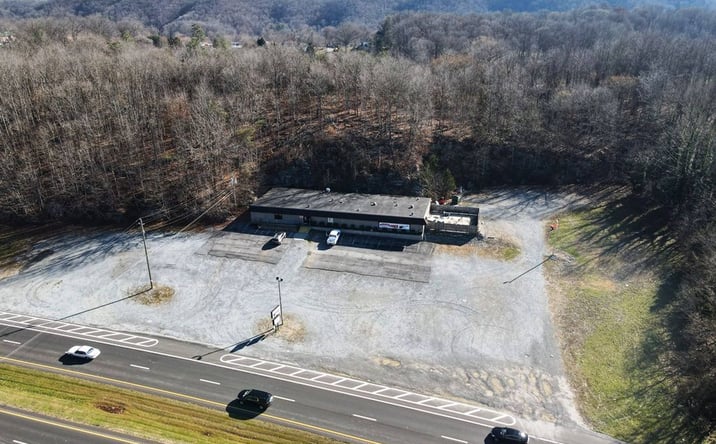 Pictures of Retail, Office property located at 3080 W State St, Bristol, TN 37620 for sales - image #1