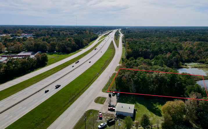 Pictures of Land property located at 13702 US-59 BUS, Splendora, TX 77372 for sales - image #1