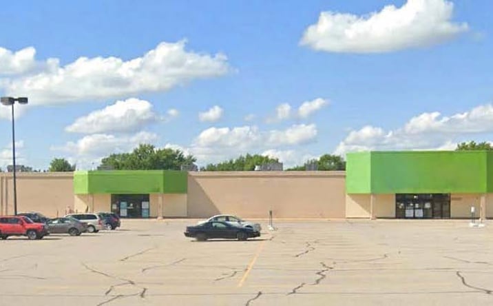 Pictures of Retail property located at 1000 W Northland Ave, Appleton, WI 54914 for sales - image #1
