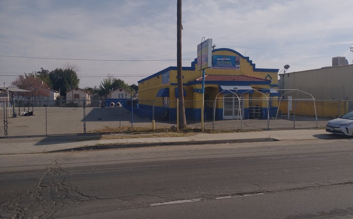 Pictures of Retail property located at 10009 Main St, Lamont, CA 93241 for sales - image #1