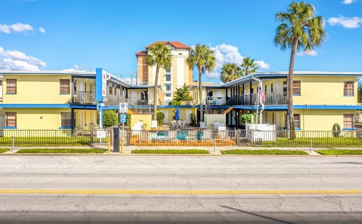 Pictures of Hospitality property located at 653 Mandalay Ave, Clearwater, FL 33767 for sales - image #1