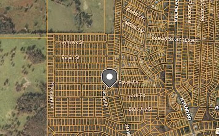 Pictures of Land property located at 1009-1011 Falcon Drive, Horseshoe Bend, AR 72512 for sales - image #1