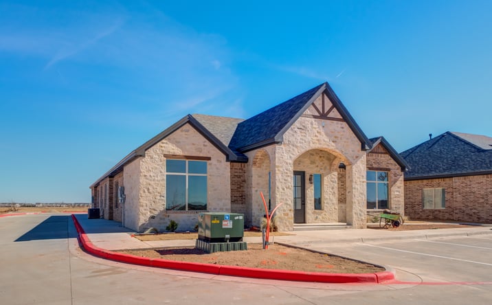 Pictures of Office property located at 1424 N Slide Rd, Lubbock, TX 79416 for sales - image #1