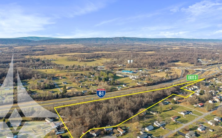 Pictures of Land property located at 370 Kerns St, Inwood, WV 25428 for sales - image #1