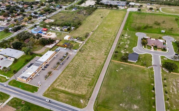 Pictures of Land property located at Main Avenue, Alton, TX 78573 for sales - image #1