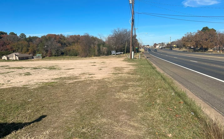 Pictures of Land property located at 3020 W Gentry Pkwy, Tyler, TX 75702 for sales - image #1