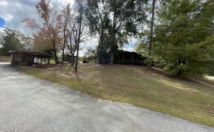 Pictures of Land property located at 2787 Emery Highway, Macon, GA 31217 for sales - image #1