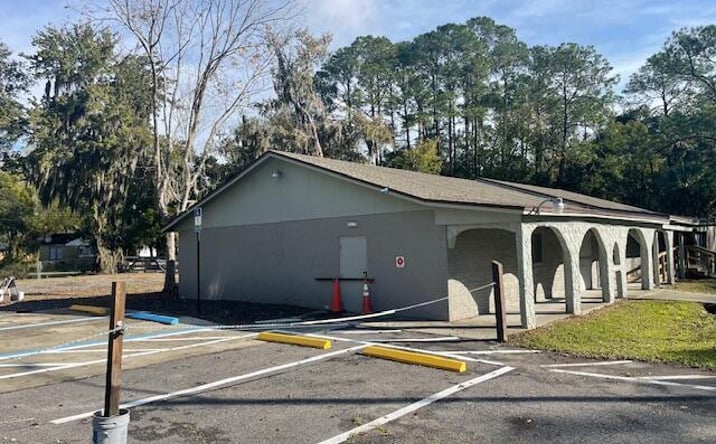 Pictures of Mixed Use, Office, Retail property located at 7854 MONCRIEF DINSMORE Road, Jacksonville, FL 32219 for sales - image #1