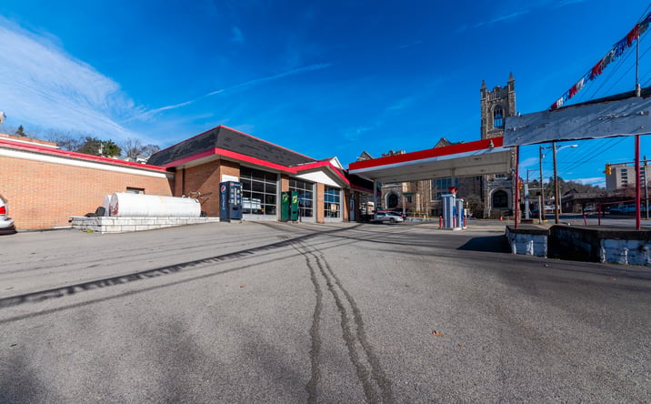 Pictures of Retail property located at 414 Corbin Pl, Fairmont, WV 26554 for sales - image #1
