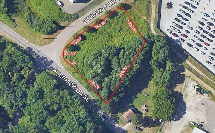 Pictures of Land property located at Steinway Blvd SE, Canton, OH 44707 for sales - image #1