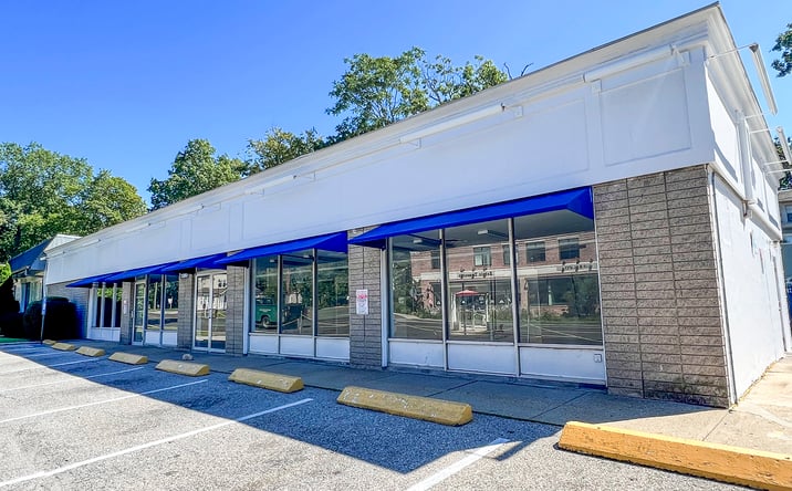 Pictures of Retail property located at 1380 E Putnam Ave, Greenwich, CT 06870 for sales - image #1