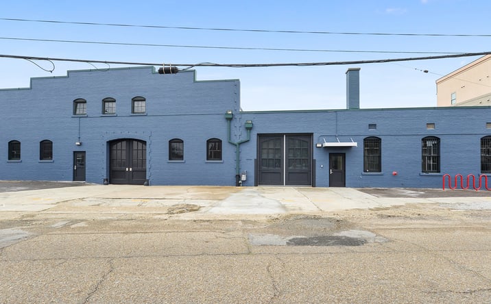 Pictures of Office, Industrial property located at 3300 Gravier St, New Orleans, LA 70119 for sales - image #1