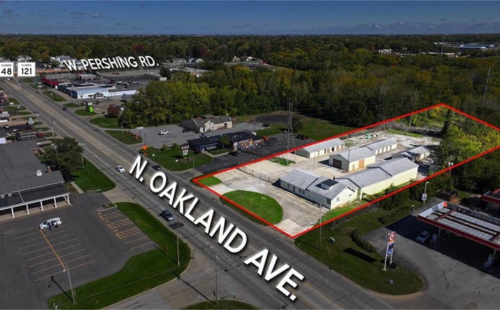 Pictures of Industrial property located at 2800 N Oakland Ave, Decatur, IL 62526 for sales - image #1
