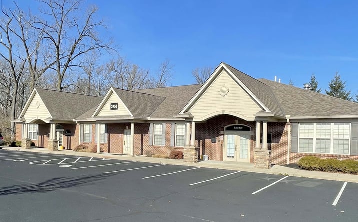 Pictures of Office property located at 2950 Glendale Milford Rd, Cincinnati, OH 45241 for sales - image #1