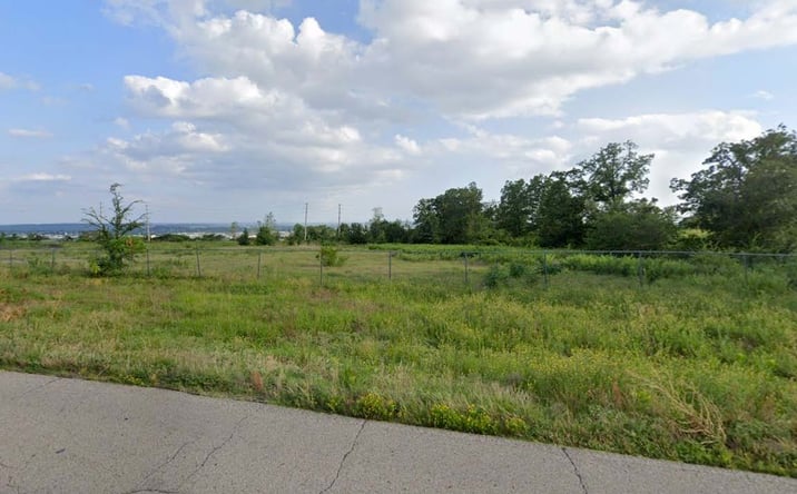 Pictures of Land property located at 3900 Cliff Dr, Fort Smith, AR 72903 for sales - image #1