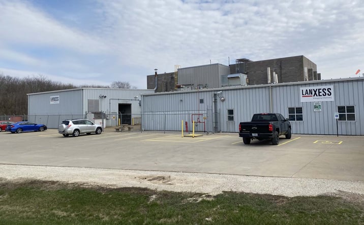 Pictures of Industrial property located at 8220 US-24, Mapleton, IL 61547 for sales - image #1