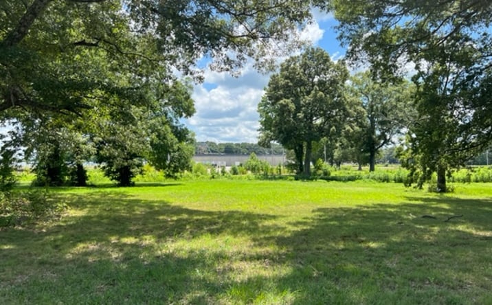 Pictures of Land property located at 00 W Mullins St, Humboldt, TN 38343 for sales - image #1