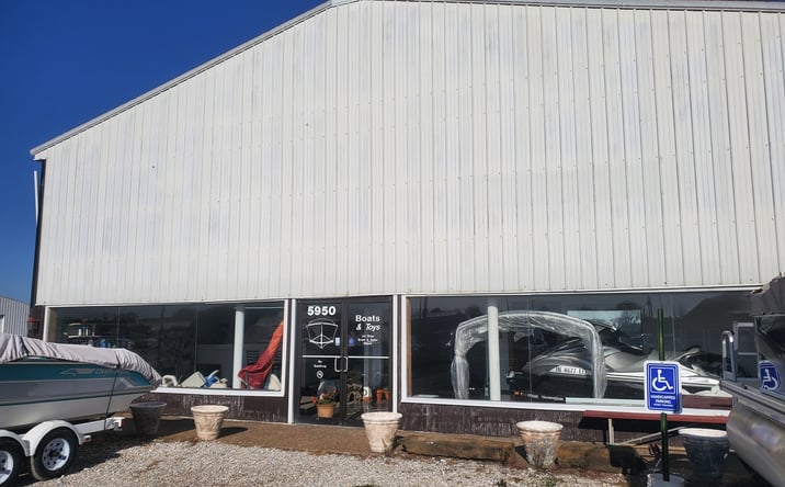 Pictures of Industrial property located at 5950 E Morgan Ave, Evansville, IN 47715 for sales - image #1