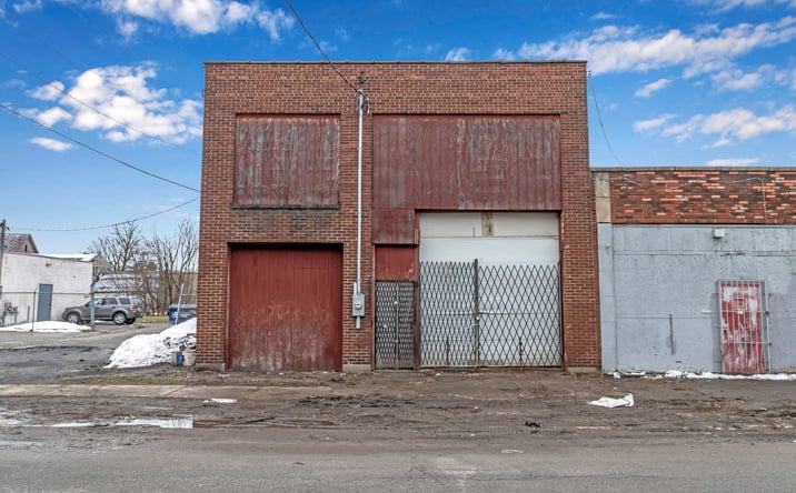 Pictures of Industrial property located at 14 Strauss St, Buffalo, NY 14212 for sales - image #1