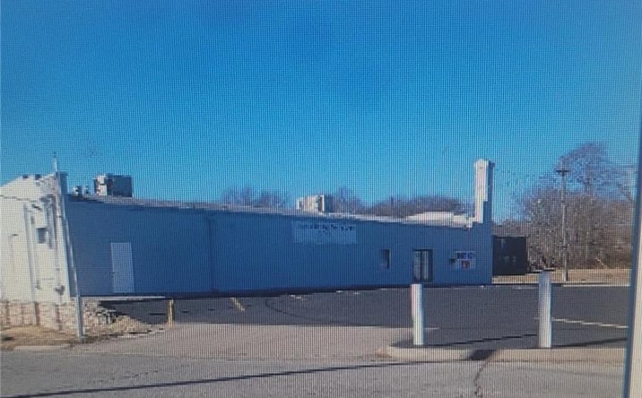 Pictures of Office, Retail, Special Purpose property located at 2201 Quindaro Boulevard, Kansas City, KS 66104 for sales - image #1