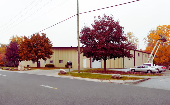Pictures of Industrial property located at 385 N. Mill Street, South Lyon, MI 48178 for sales - image #1