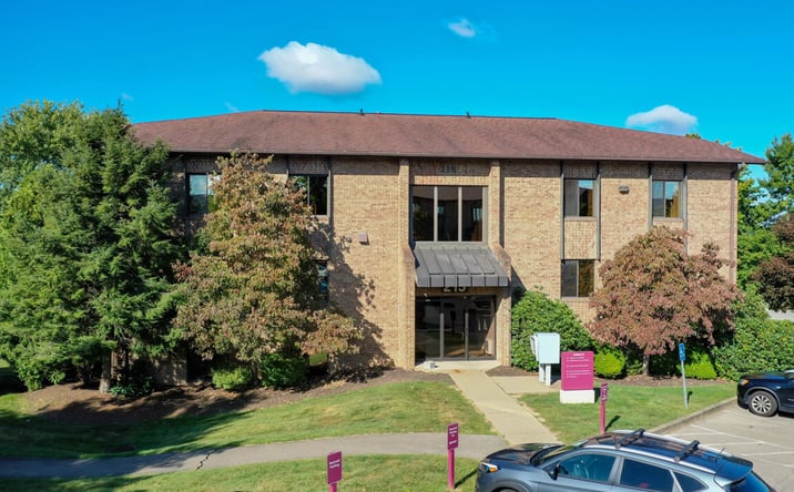 Pictures of Office property located at 215 Executive Dr, Cranberry Township, PA 16066 for sales - image #1