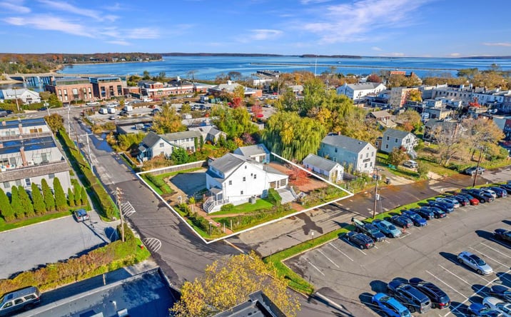 Pictures of Office, Retail property located at 23 Bridge St, Sag Harbor, NY 11963 for sales - image #1