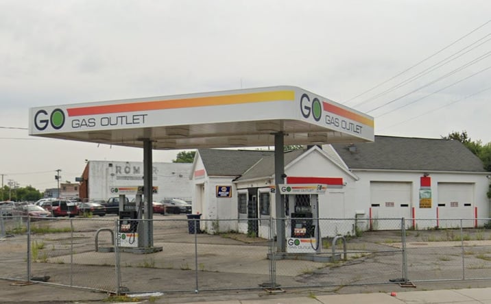 Pictures of Retail property located at 524 Hinman Ave, Buffalo, NY 14216 for sales - image #1