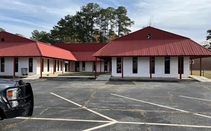 Pictures of Special Purpose property located at 140 Peacock Street, Cochran, GA 31014 for sales - image #1