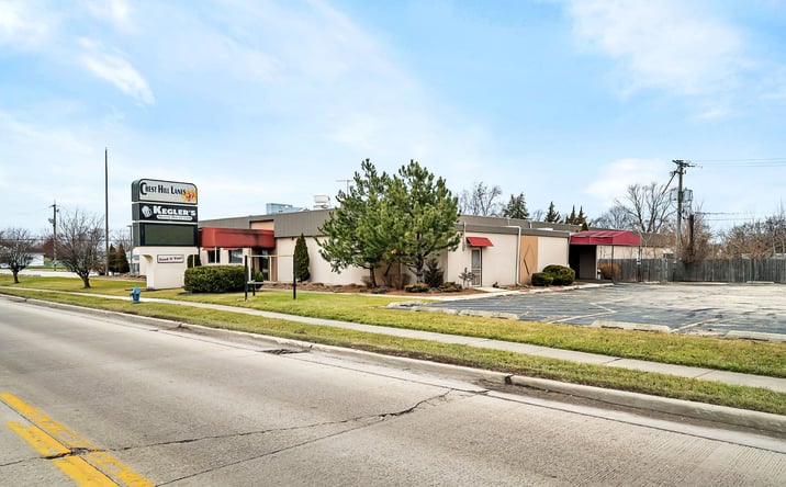 Pictures of Retail, Special Purpose property located at 905 Theodore St, Crest Hill, IL 60403 for sales - image #1