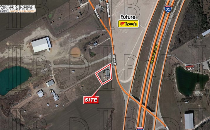 Pictures of Land property located at SWC I-35 & MARABLE ST, West, TX 76691 for sales - image #1