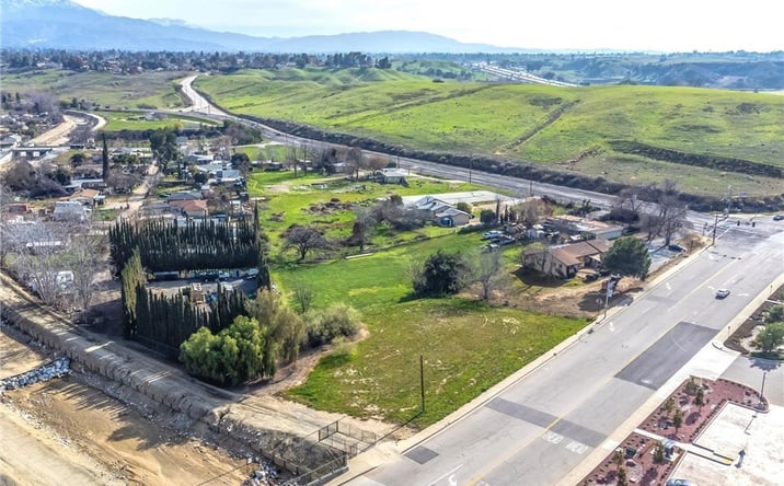 Pictures of Land property located at 12915 14th, Yucaipa, CA 92399 for sales - image #1