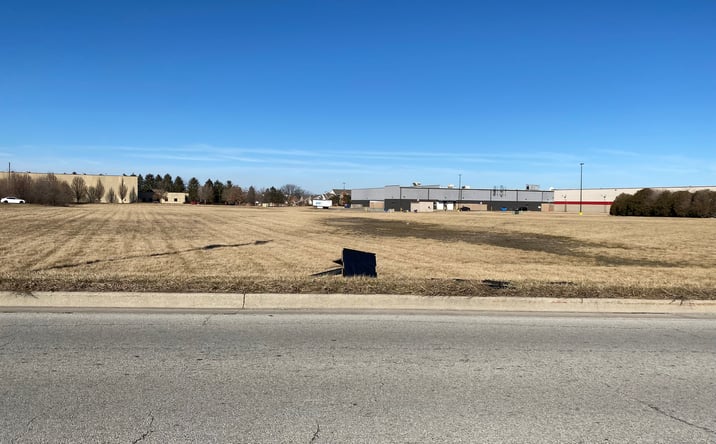 Pictures of Land property located at 1202 Anthony Dr, Champaign, IL 61821 for sales - image #1