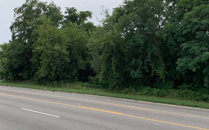 Pictures of Land property located at 38842 N Sheridan Rd, Beach Park, IL 60099 for sales - image #1